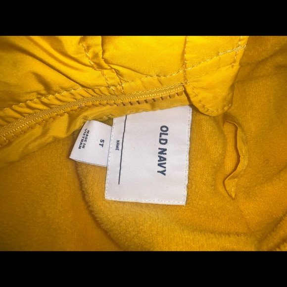 2 Toddler Coats - Picture 11 of 12